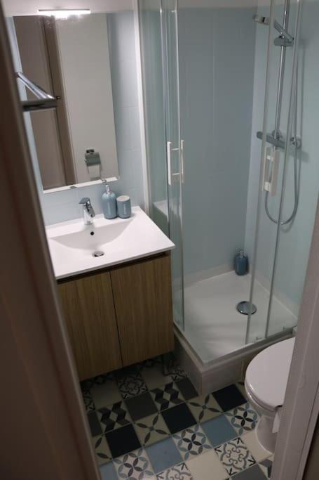 Location Equipe A 200m De La Plage. Appartement