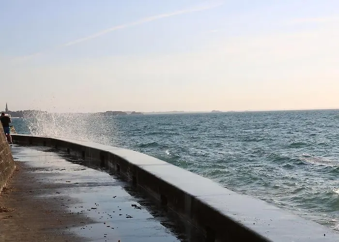 Location Studio Equipe A 200M De La Plage.